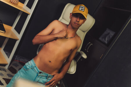 DerryMeyers_ My body 🥵🔥 Pic 6