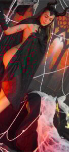 PlayfulShow Dark, mysterious, and dangerously irresistible 🕷️ Pic