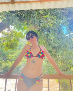 _urcutekitty beach♥ Pic 3