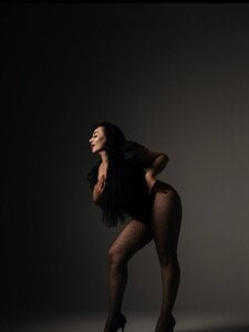 EleanorMitchall Public Pic 2