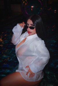 LeahLombardi_ 🥵Pool Night😏 Bilde 5