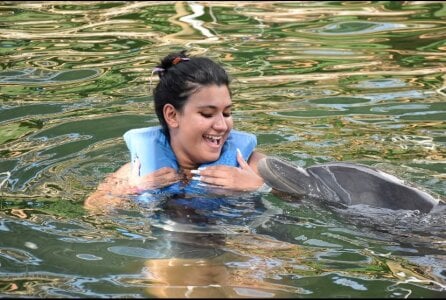 Daniela160301 holi Pic 2