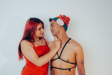 Nikki_and_Mayk MERRY AND WARM CHRISTMAS! 😏🎄 Pic 9