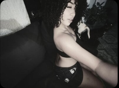 Curly_doll_ Public Immagine 