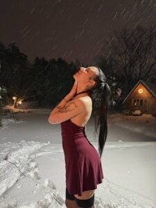 NikkiGoldSide A little magic, a little of me Bilde 5