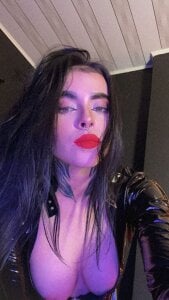Rubyy-Rose1 taste a little of me Pic 2