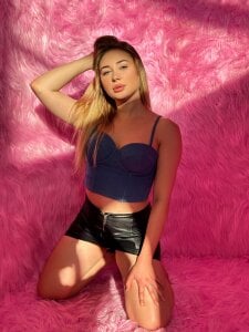 SofyPeache Public Poză 3