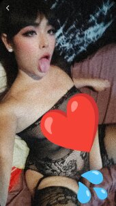 QueeKira_ts Public Pic 2