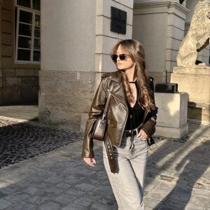 CyrenaLuxe Public Billede 2