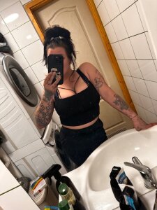 Reniiiir42688 Public Pic 3