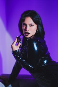 lilith-deveraux Come worship your queen Pic 2