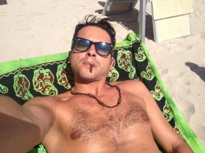 sexoffice83 Public Pic 2