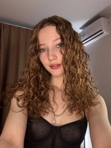 Alisavine underwear Pic