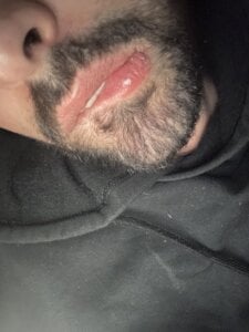 👅 de _Hornyboy888_  2 Imagens