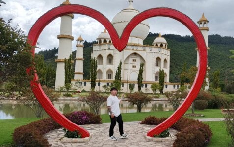 ethan__01 Public Pic 5