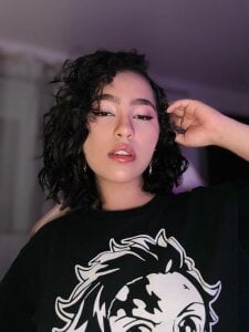 emma_morales_'s Cat eyes Sex Photo 1