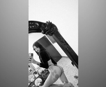 Vexoryn DISPUESTA A JUGAR CONTIGO 🥵🥵 Pic