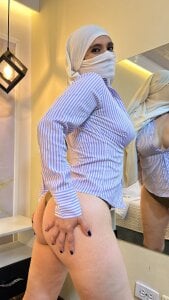 DaliaRahal Very sexy button down shirt🍒 Pic 7