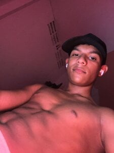 brandon_boycock hi love wellcome Poză 5