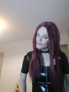 Kitty-Kat-Petersen Lovely x Pic 4