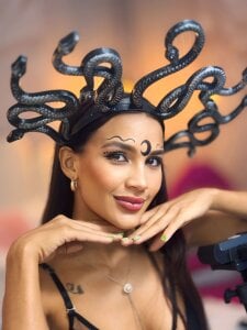 Carohorny4u I put it like a rock 🎃😋 Pic 4