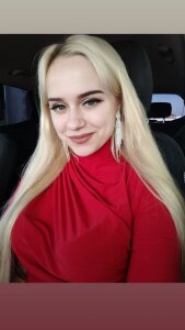 Barbie___girlのWrite to me, I'm sure we can create unique chemistry between us.の 9枚の写真