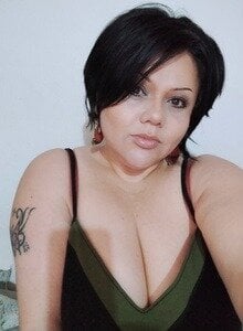 Amputee_woman Public Pic