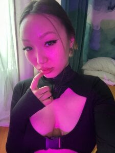Christine_Carlson 🤭 Pic 3