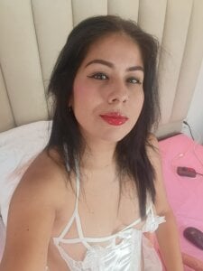 sharlotte_ms “Desire in My Eyes” 😈💦 Fotka 4