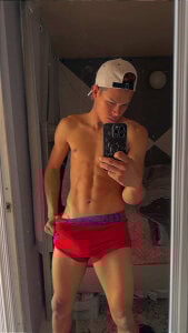 CHARLY-- Public Pic 3