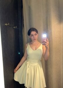 KareyHamad's XXX Nude Photo 3