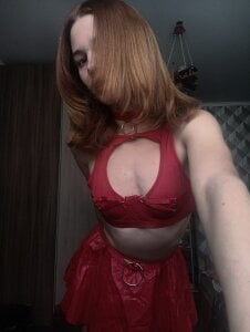 little_poetryyy Red Princess Pic 4