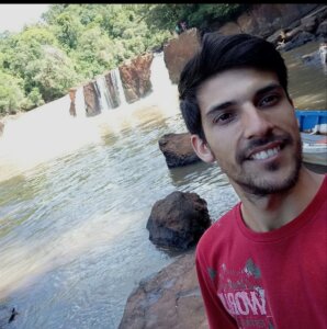 edgarcris95 Public Pic