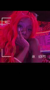 QueeneCoco Public  4. fénykép