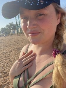 LisaWilliamss sea Pic 9