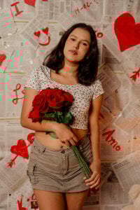 Alanna_Lima The true universal language... is love Gambar 6