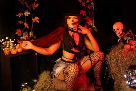 Shaina_Monroe Halloween Pic 7