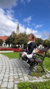 Ash_20_ Public Pic 5