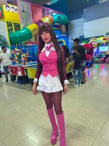 Elodieth_007Draculaura mode🧛‍♀️🖤 Bild 8