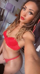 Aurianne Public Pic 2