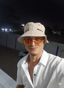 luis_hall kullanıcısının Noche de piscina albümü -  3 fotoğraf