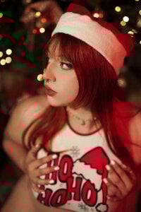 Cherry_Cattt Merry Christmas Pic