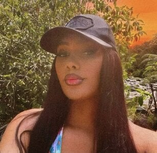 cristinamontiel 🤭✨🤎 Pic 3