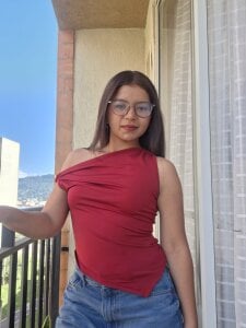 Zoow_bluussh Do you like my eyes? Pic