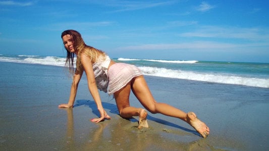 Luna-Natural Public Photo 3