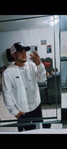 4ndrees_ Public Pic 2