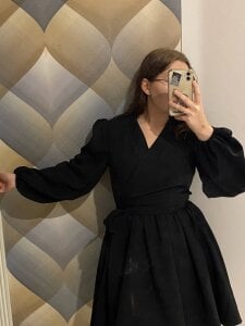 LaveLet just me Pic 3