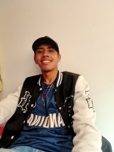 Nicky_2276 Public Pic 3