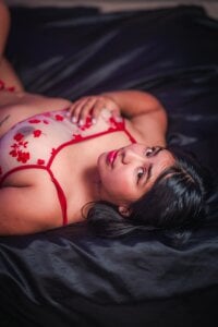 Noa_Baker Public Immagine  5