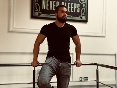 HayesWood Public Pic 6